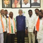 కాంగ్రెస్ పార్టీ లో చేరిన బీరోల్ సర్పంచ్